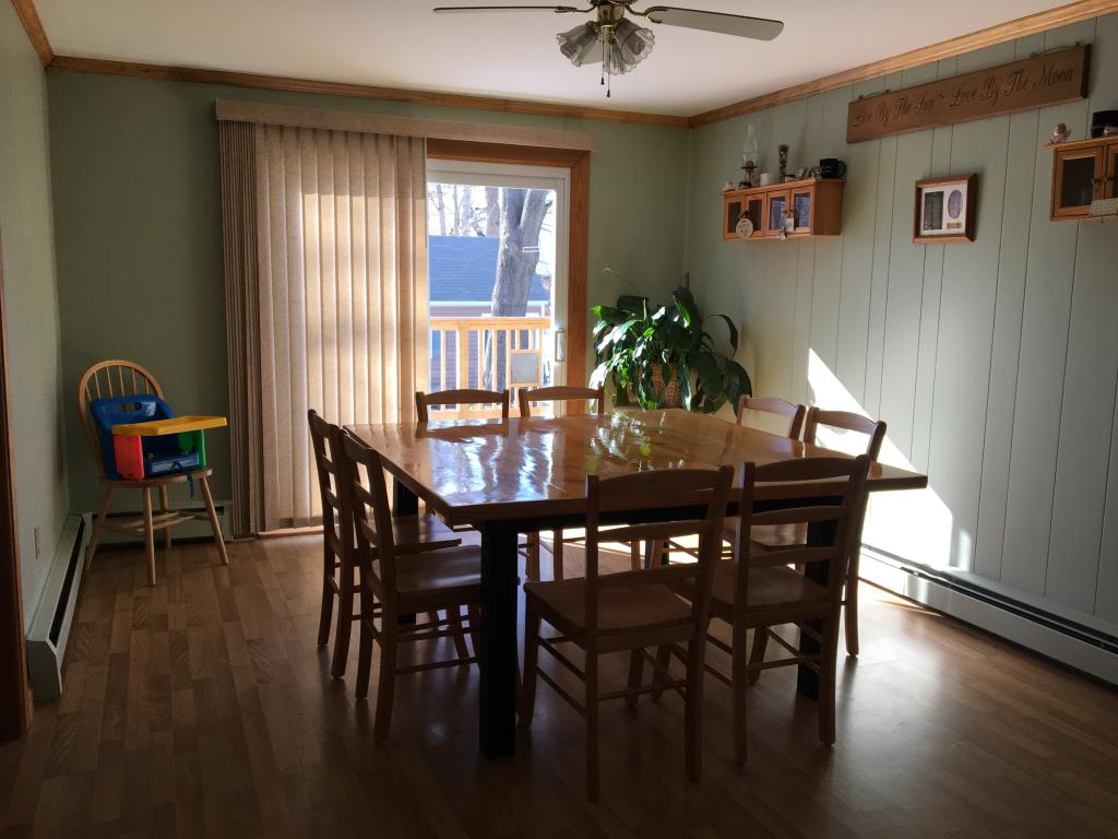 27 Harbour Road Bennington, VT 05201 - Photo 7 of 25