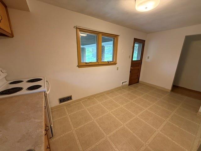123 Hidden Valley Road, Unit B Canonsburg, PA 15317 - Photo 6 of 26 Gallery Image 6