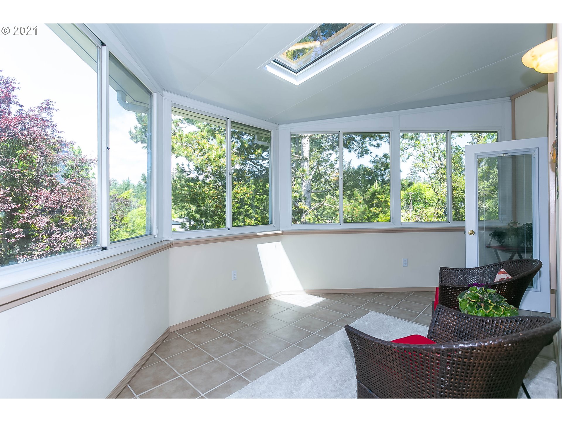 18700 Southwest Boones Ferry Road Tualatin, OR 97062 - Photo 20 of 32 Gallery Image 20