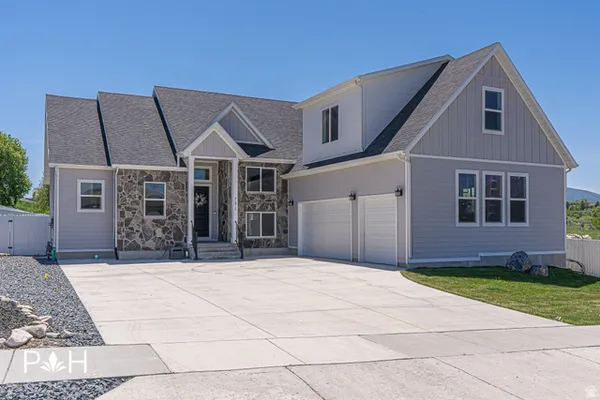 $1,065,000 | 781 West 85 South, Hyrum, UT 84319