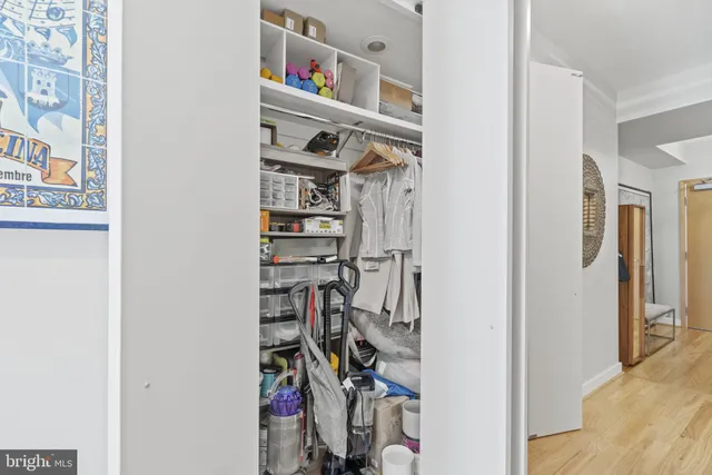 $549,000 | 675 E Street Northwest, Unit 500, Washington, DC 20004