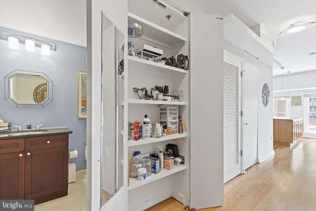 $549,000 | 675 E Street Northwest, Unit 500, Washington, DC 20004