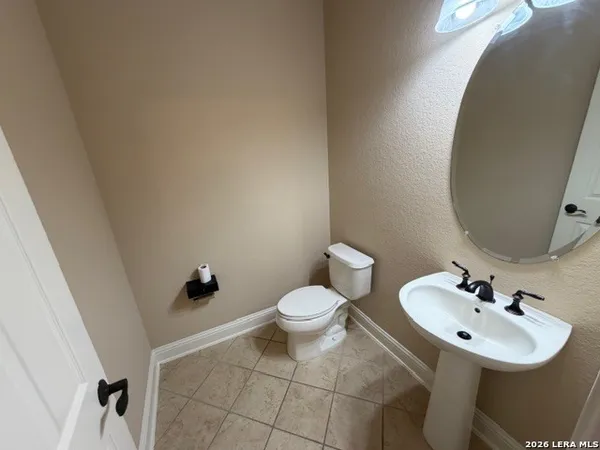 $392,400 | 8250 Cruiseship Bay, Unit 902, San Antonio, TX 78255