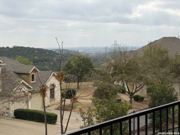 $392,400 | 8250 Cruiseship Bay, Unit 902, San Antonio, TX 78255