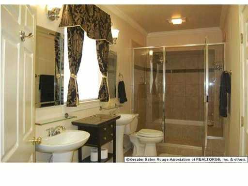 33138 Rivergate Circle Springfield, LA 70462 - Photo 16 of 22 Gallery Image 16