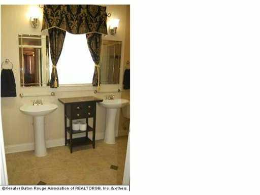 33138 Rivergate Circle Springfield, LA 70462 - Photo 18 of 22 Gallery Image 18