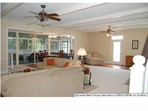 33138 Rivergate Circle Springfield, LA 70462 - Photo 6 of 22 Gallery Image 6