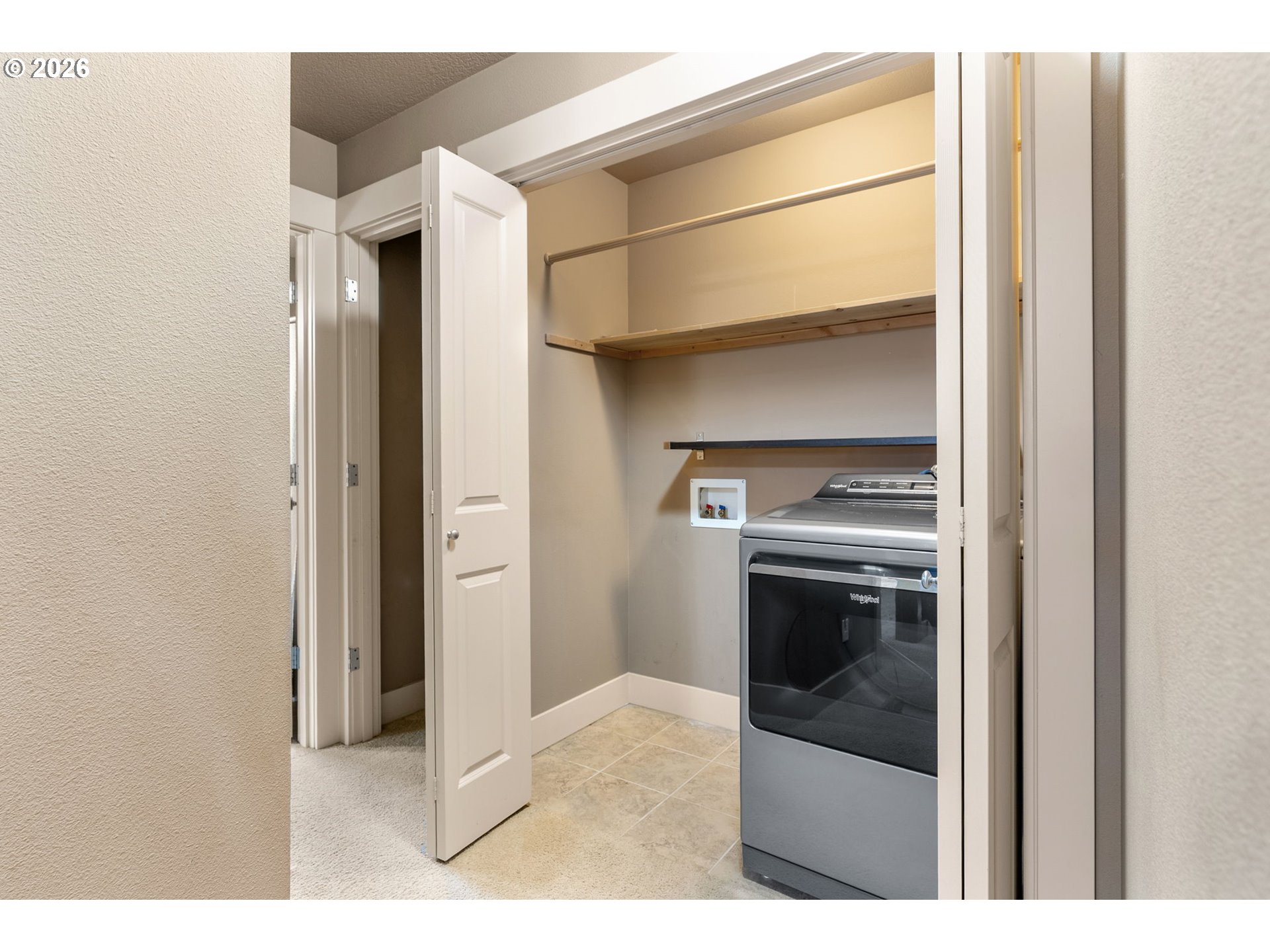913 Falcon Court Hood River, OR 97031 - Photo 32 of 46 Laundry