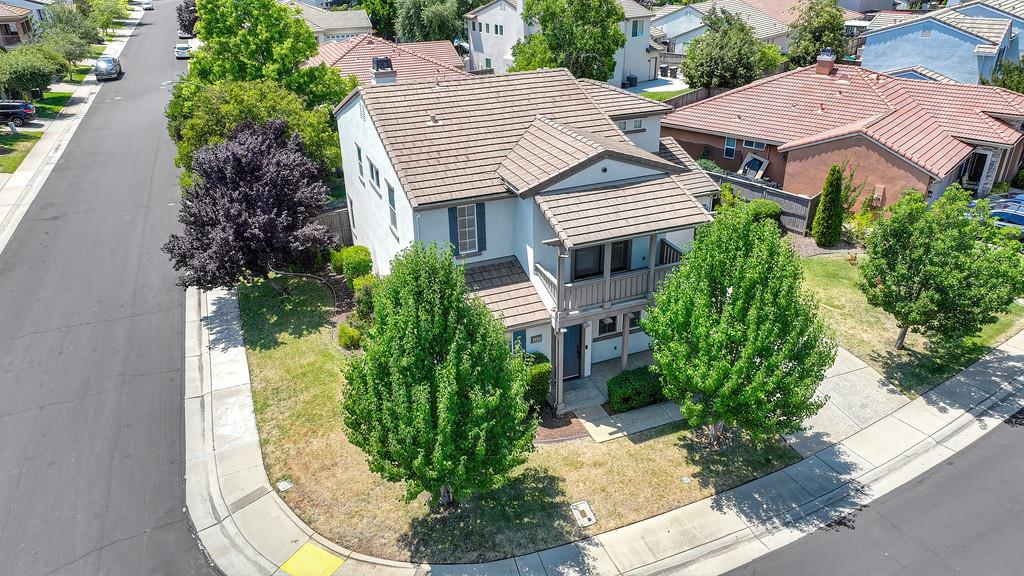 4082 Copper Lake Way Rancho Cordova, CA 95742 - Photo 3 of 67