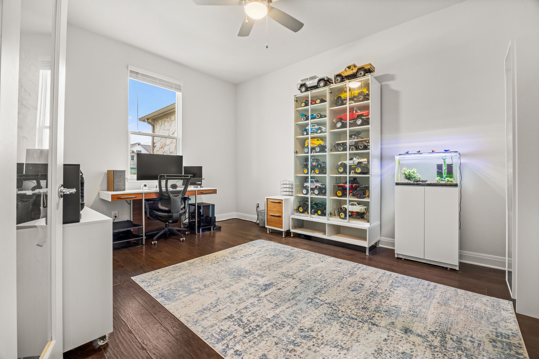 372 Raptor Beak Way Cedar Creek, TX 78612 - Photo 5 of 36 Great lighting in your own office