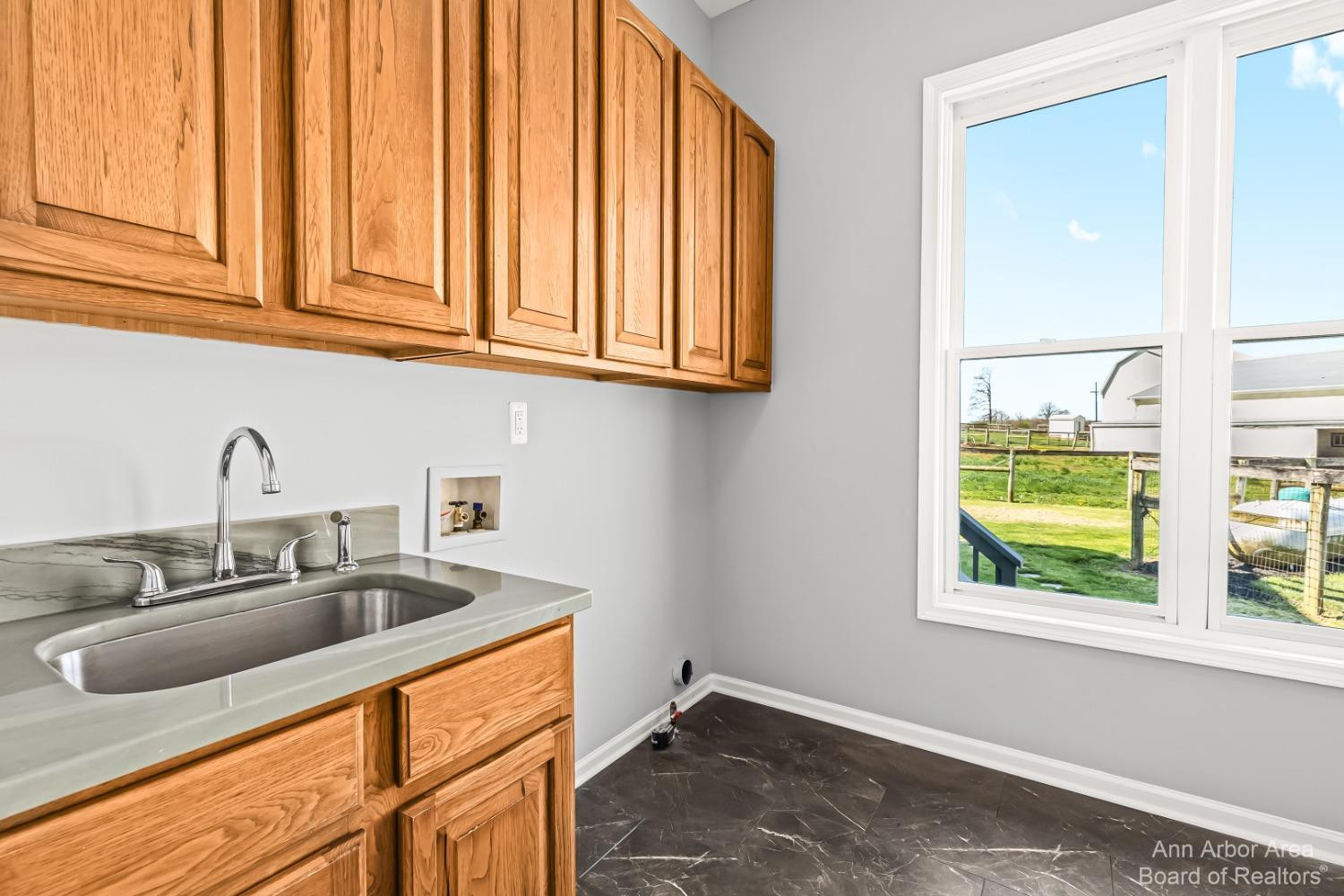 9795 Fisk Road Clinton, MI 49236 - Photo 27 of 59 Photo 28
