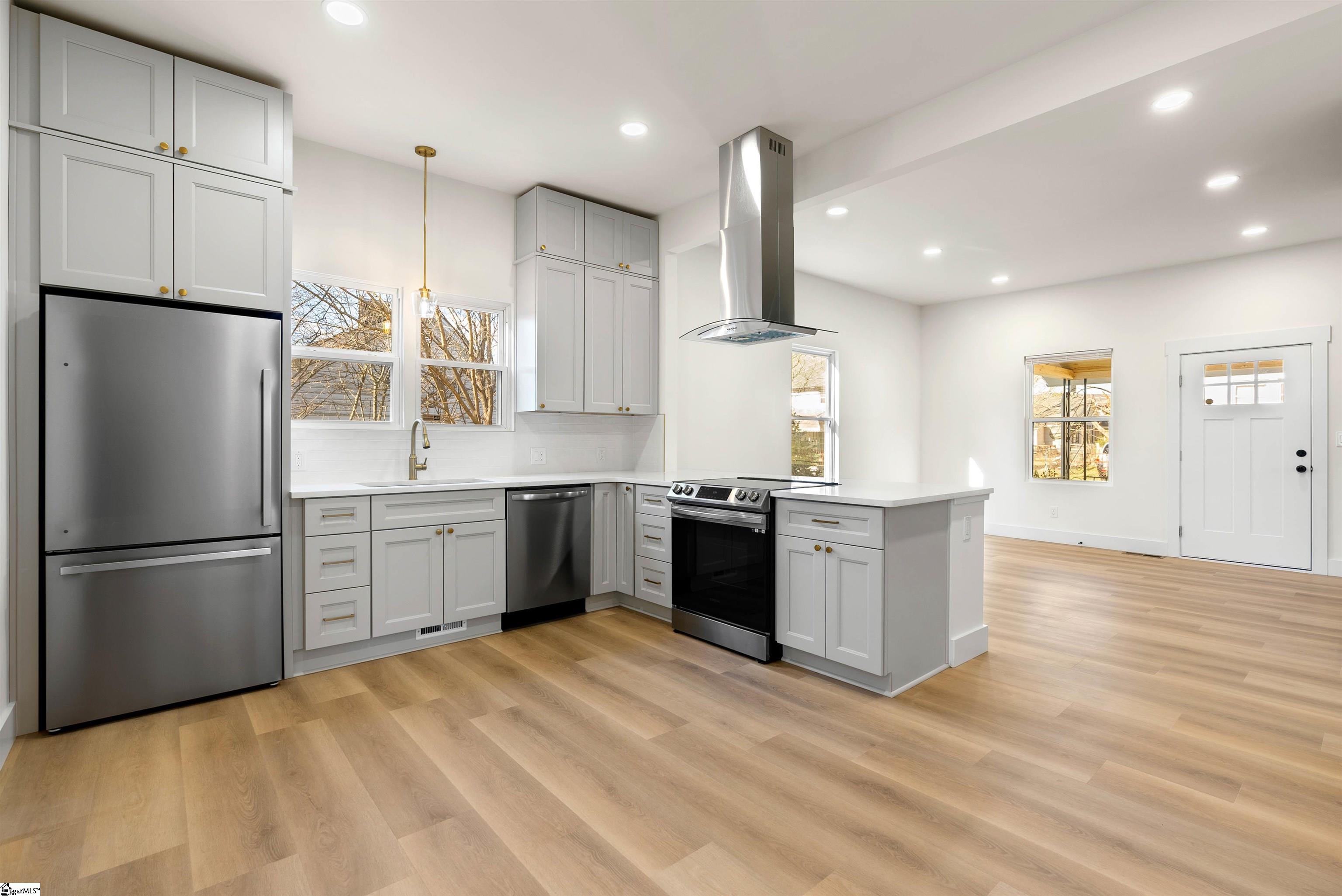 6 10th Street Greer, SC 29651 - Photo 13 of 29