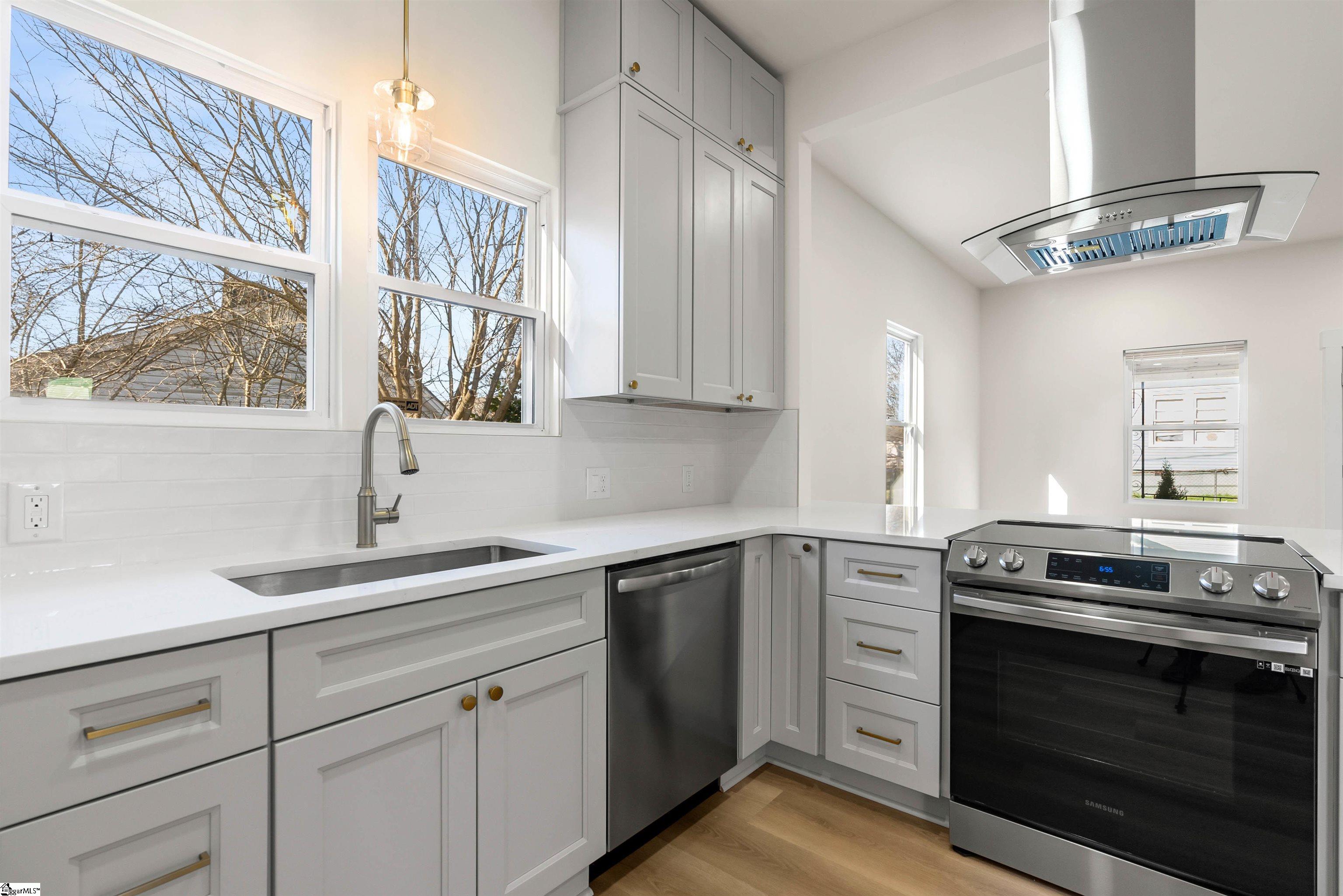 6 10th Street Greer, SC 29651 - Photo 16 of 29