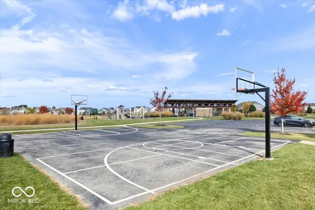 $449,900 | 6570 West Treeline Lane, McCordsville, IN 46055