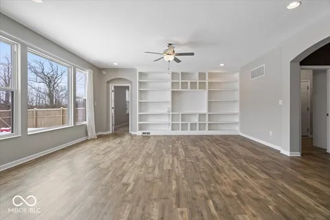 $449,900 | 6570 West Treeline Lane, McCordsville, IN 46055