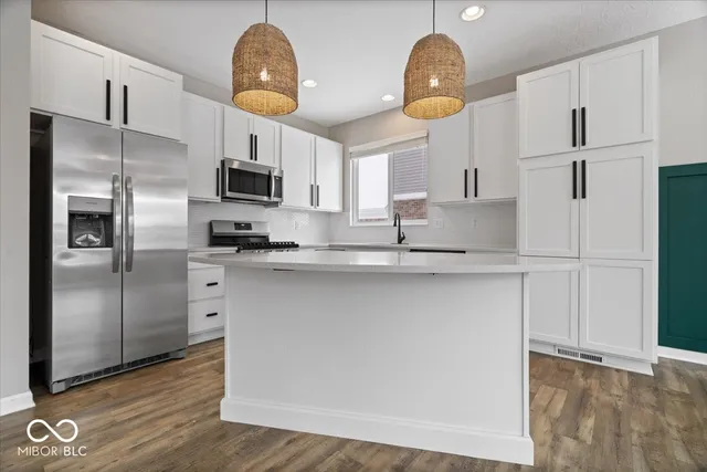 $449,900 | 6570 West Treeline Lane, McCordsville, IN 46055