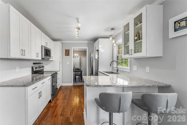 $320,000 | 1548 Castell Lane, Hickory, NC 28601