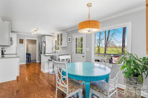 $320,000 | 1548 Castell Lane, Hickory, NC 28601