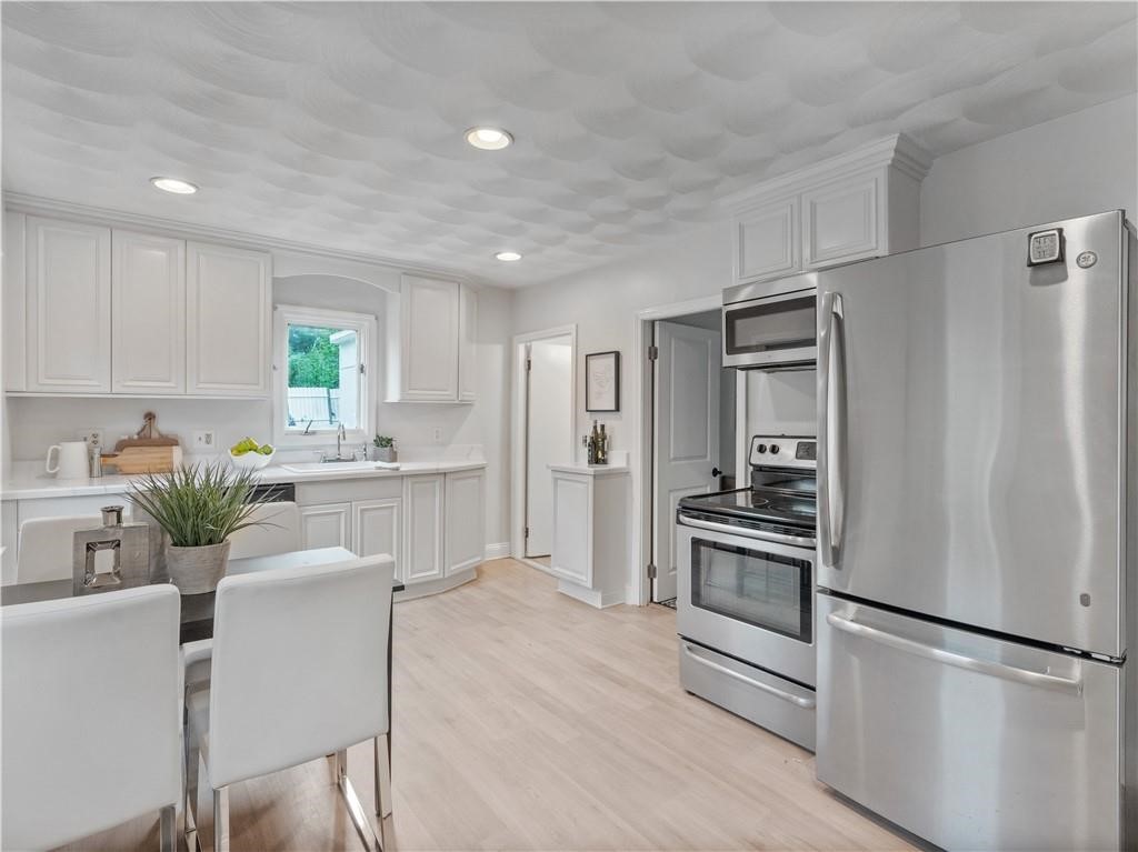 100 Blackrock Road Coventry, RI 02816 - Photo 4 of 26