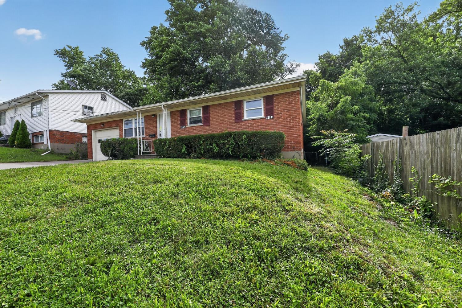 9192 Pippin Road Cincinnati, OH 45231 - Photo 1 of 30