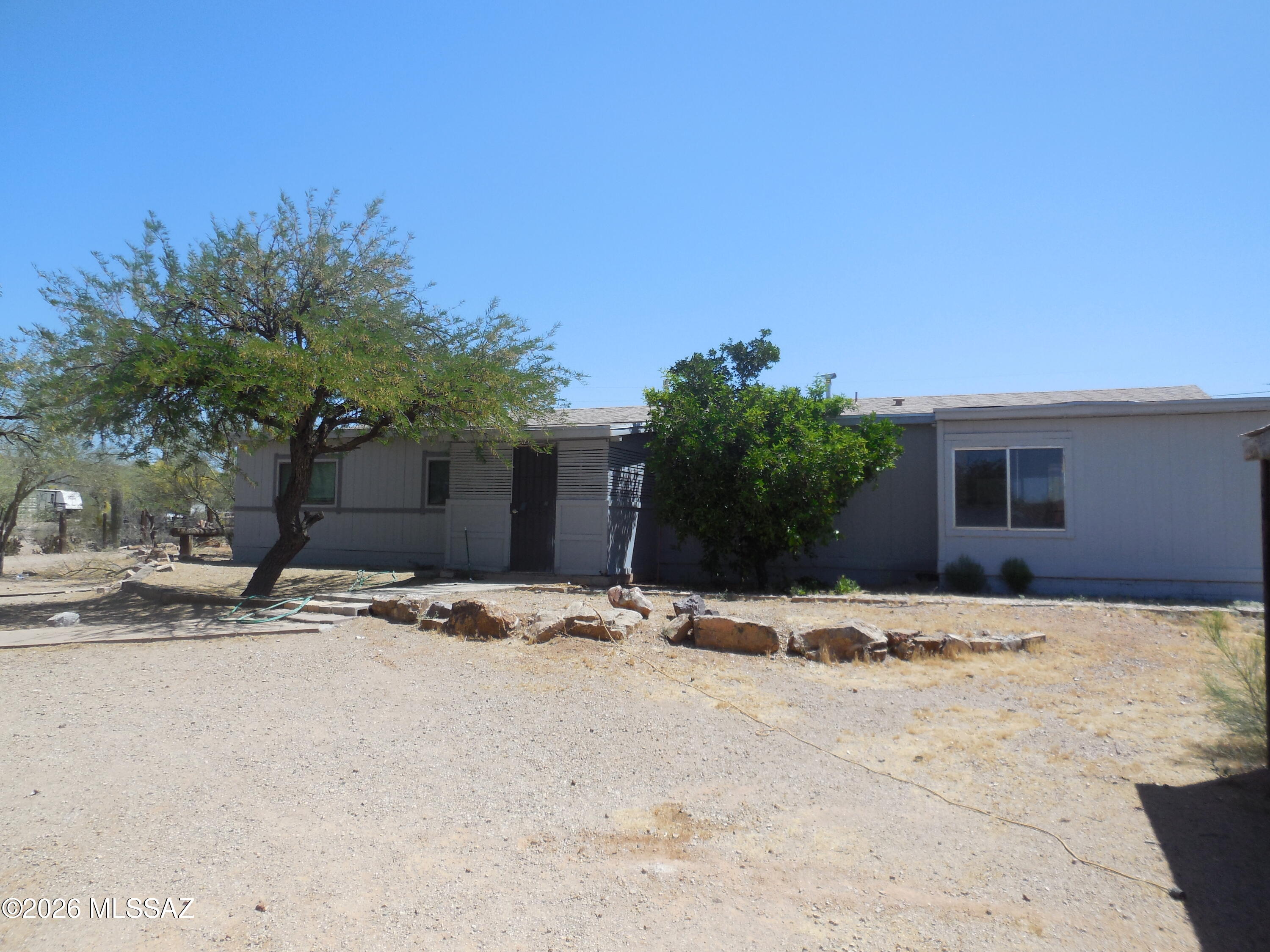 3950 South Deaver Road Tucson, AZ 85735 - Photo 3 of 30 DSCN0524