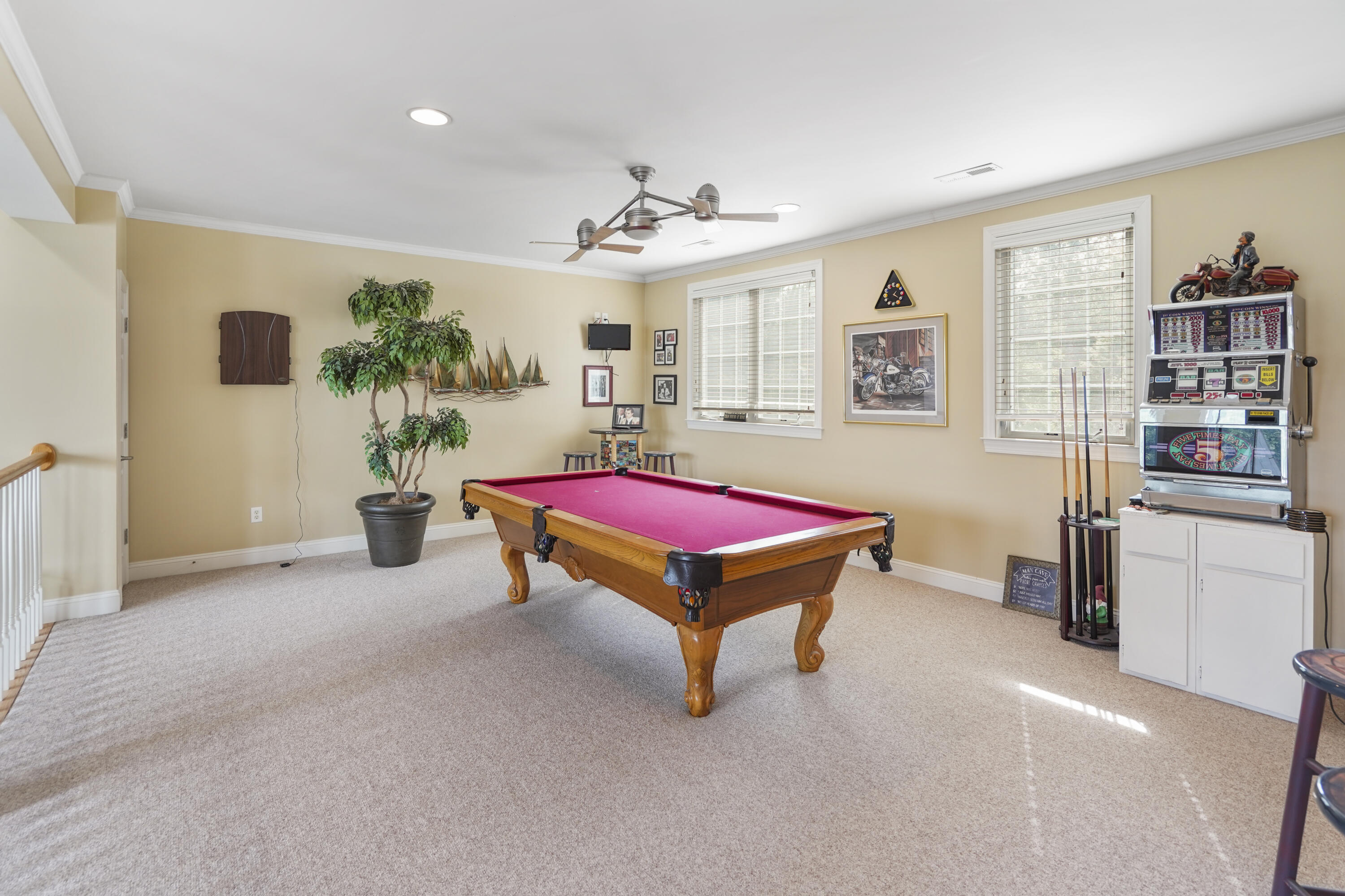 544 Wood Brook Road Moneta, VA 24121 - Photo 31 of 66 a living room with furniture and a table