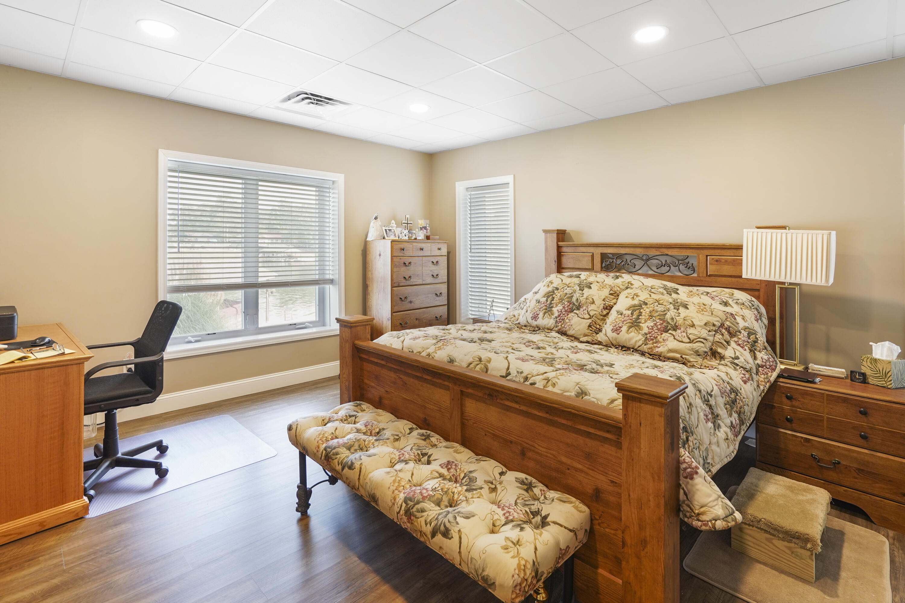 544 Wood Brook Road Moneta, VA 24121 - Photo 48 of 66 a bedroom with a bed and a desk