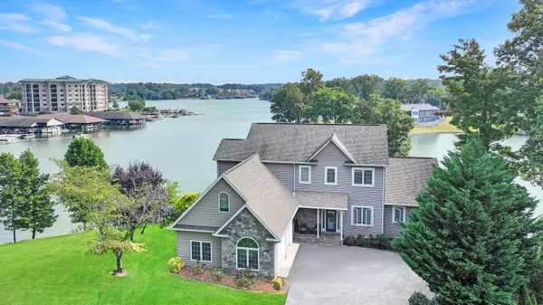 $1,895,000 | 544 Wood Brook Road, Moneta, VA 24121