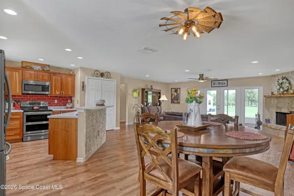 $874,900 | 32801 Us Highway, Okeechobee, FL 34972