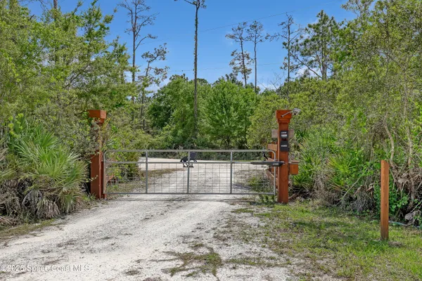 $874,900 | 32801 Us Highway, Okeechobee, FL 34972
