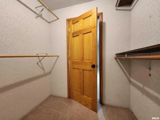 $229,900 | 10107 Sugar Creek Road, Benton, IL 62812