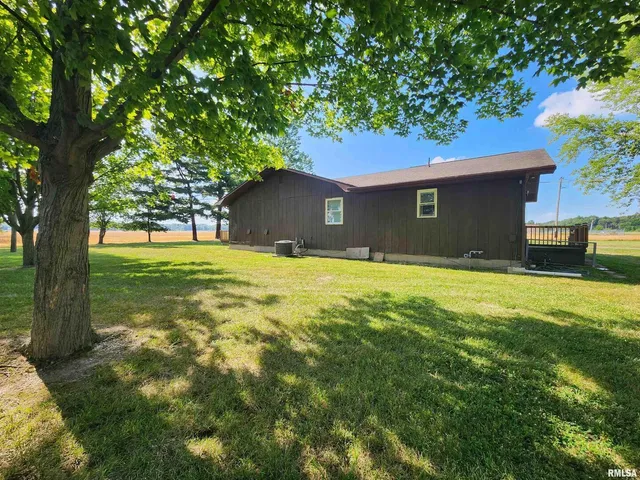$229,900 | 10107 Sugar Creek Road, Benton, IL 62812