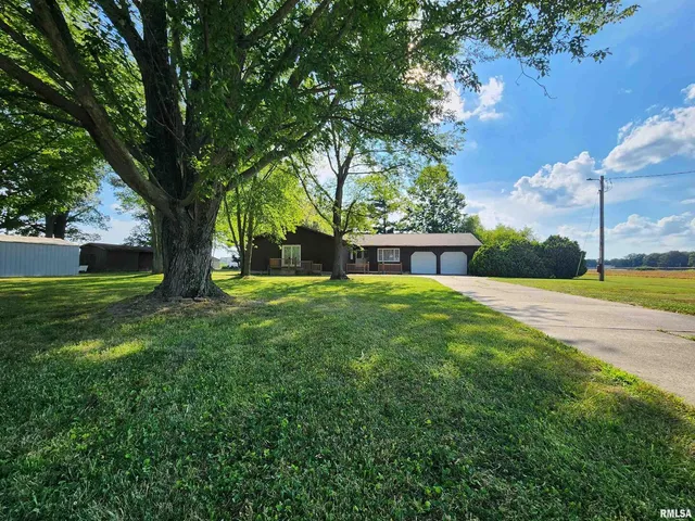 $229,900 | 10107 Sugar Creek Road, Benton, IL 62812