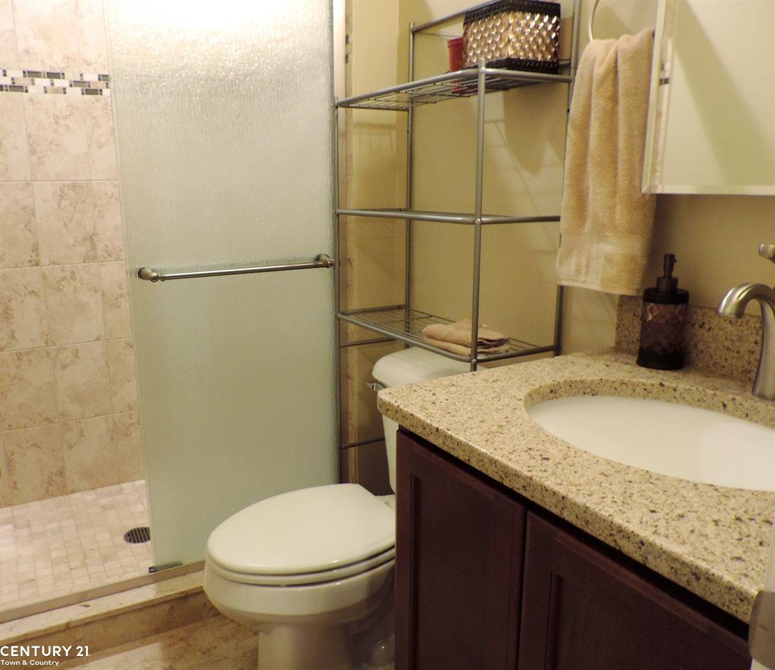 16460 Faulman Road Clinton Township, MI 48035 - Photo 14 of 27