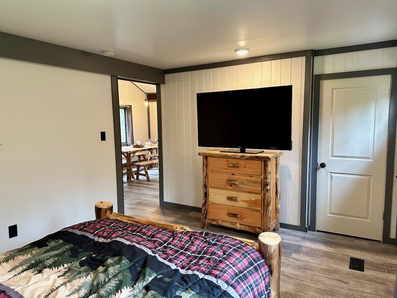 2855 Orton Road East Hardwick, VT 05836 - Photo 3 of 31