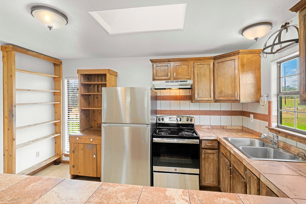 446 Mosel Road Harper, TX 78631 - Photo 22 of 26 Gallery Image 22