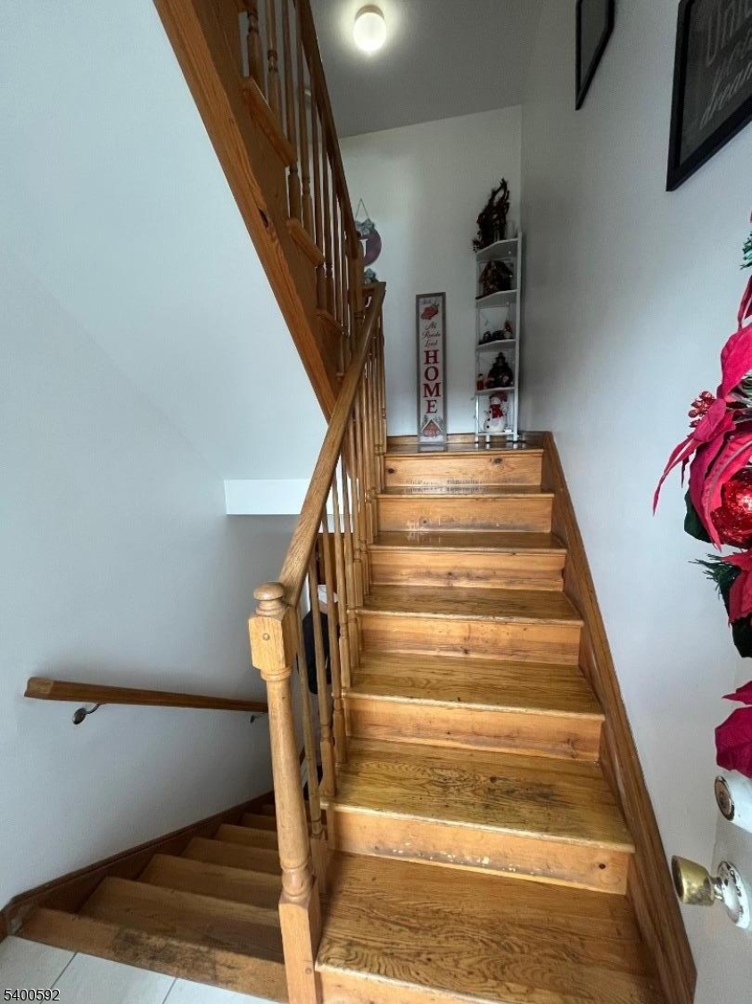 116 Chapel Street Newark, NJ 07105 - Photo 3 of 10 a view of entryway
