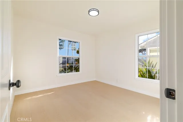 $729,900 | 917 South Aprilia Avenue, Compton, CA 90220