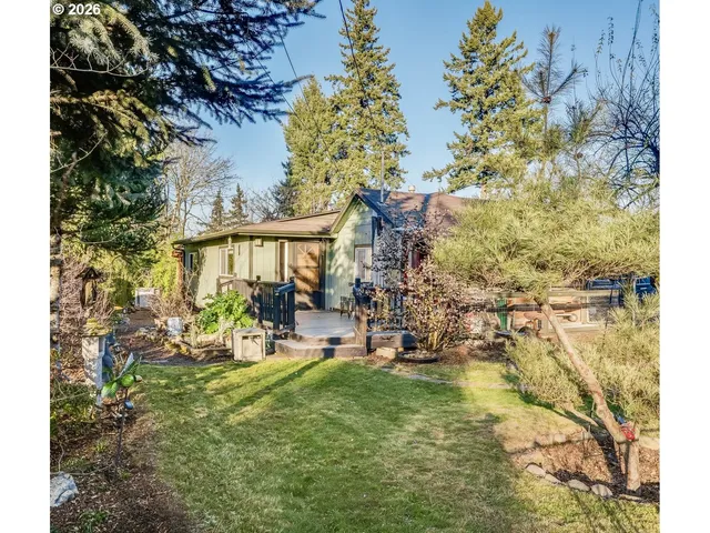 $395,000 | 11821 Southeast Yamhill Street, Portland, OR 97216