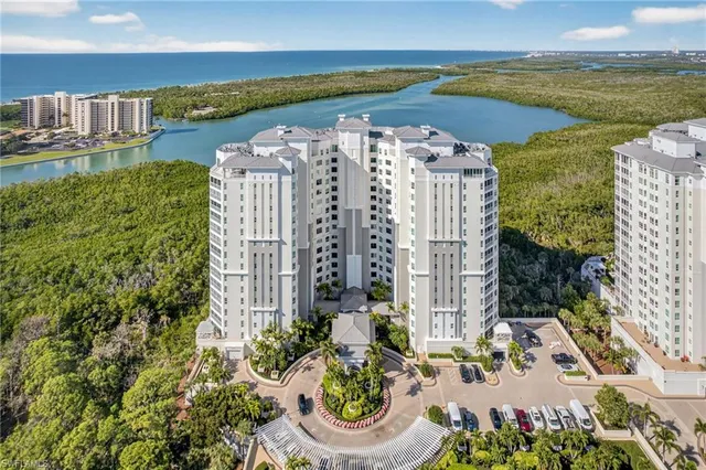 $2,395,000 | 295 Grande Way, Unit 901, Naples, FL 34110