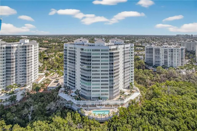 $2,395,000 | 295 Grande Way, Unit 901, Naples, FL 34110