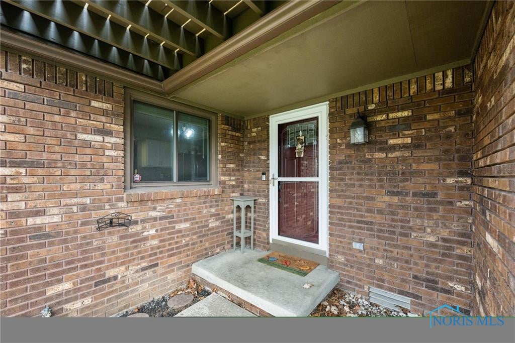 1220 Hidden Ridge Road, Unit A Toledo, OH 43615 - Photo 8 of 34 Gallery Image 8
