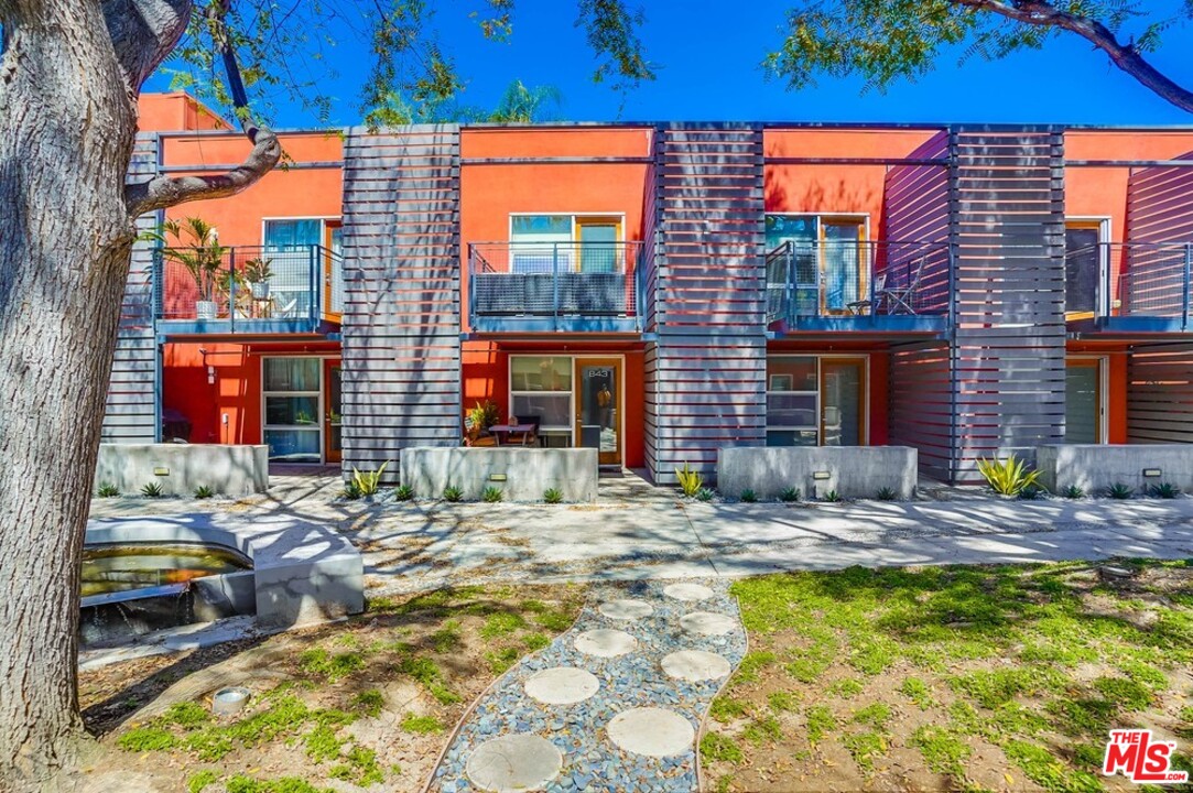 849 Pine Avenue Long Beach, CA 90813 - Photo 15 of 39