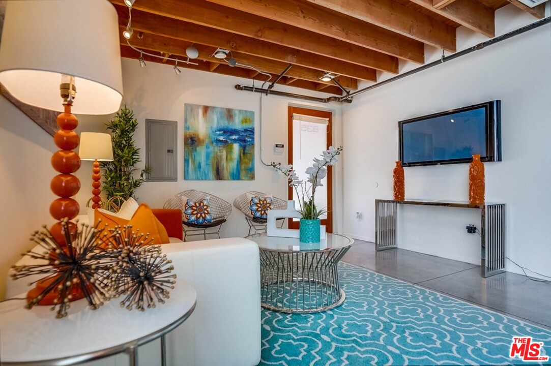 849 Pine Avenue Long Beach, CA 90813 - Photo 23 of 39 a outdoor living space with furniture and a rug