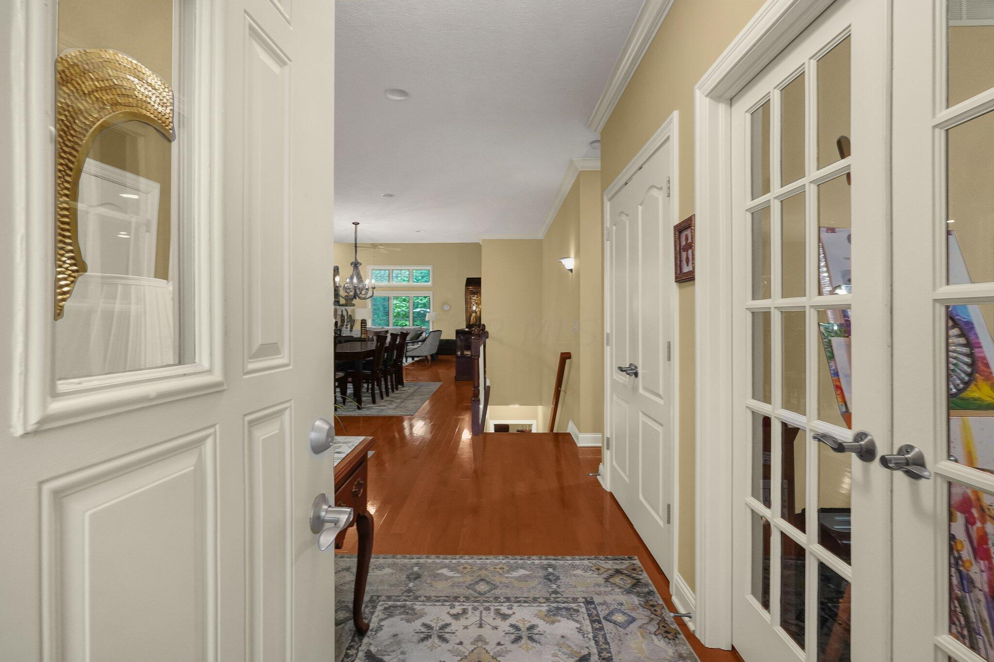 6294 Kinver Edge Way Columbus, OH 43213 - Photo 3 of 37 3-web-or-mls-6294-kinver-edge-way