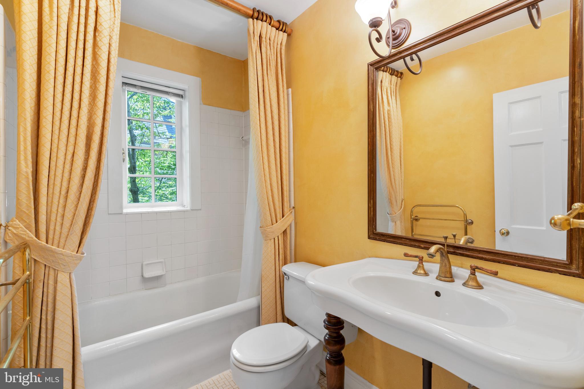 2428 Tracy Place Northwest Washington, DC 20008 - Photo 23 of 49