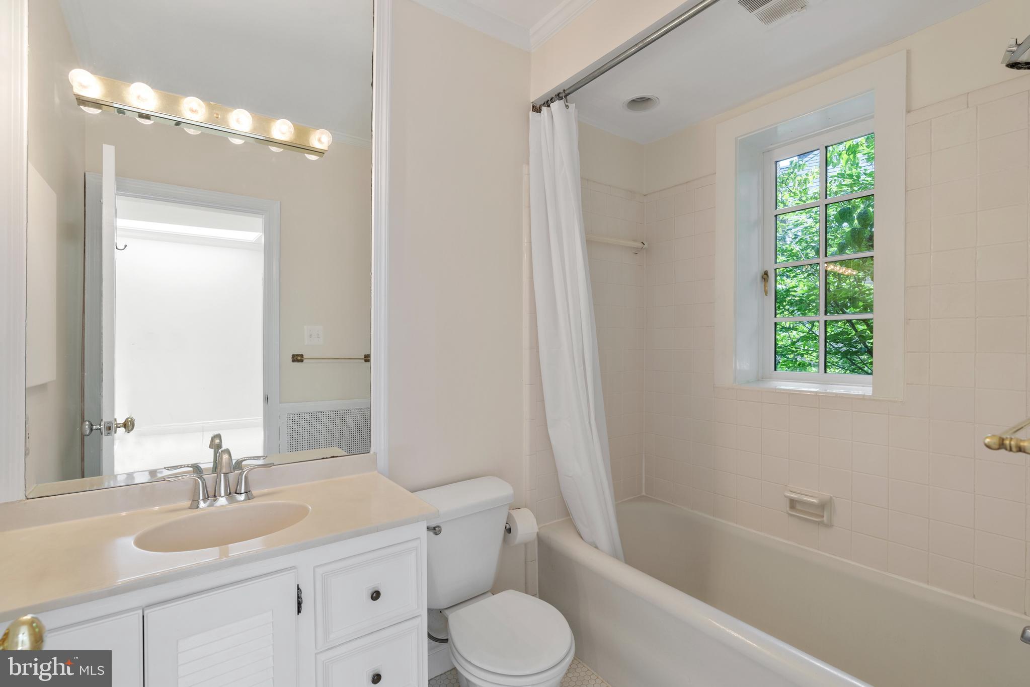 2428 Tracy Place Northwest Washington, DC 20008 - Photo 27 of 49