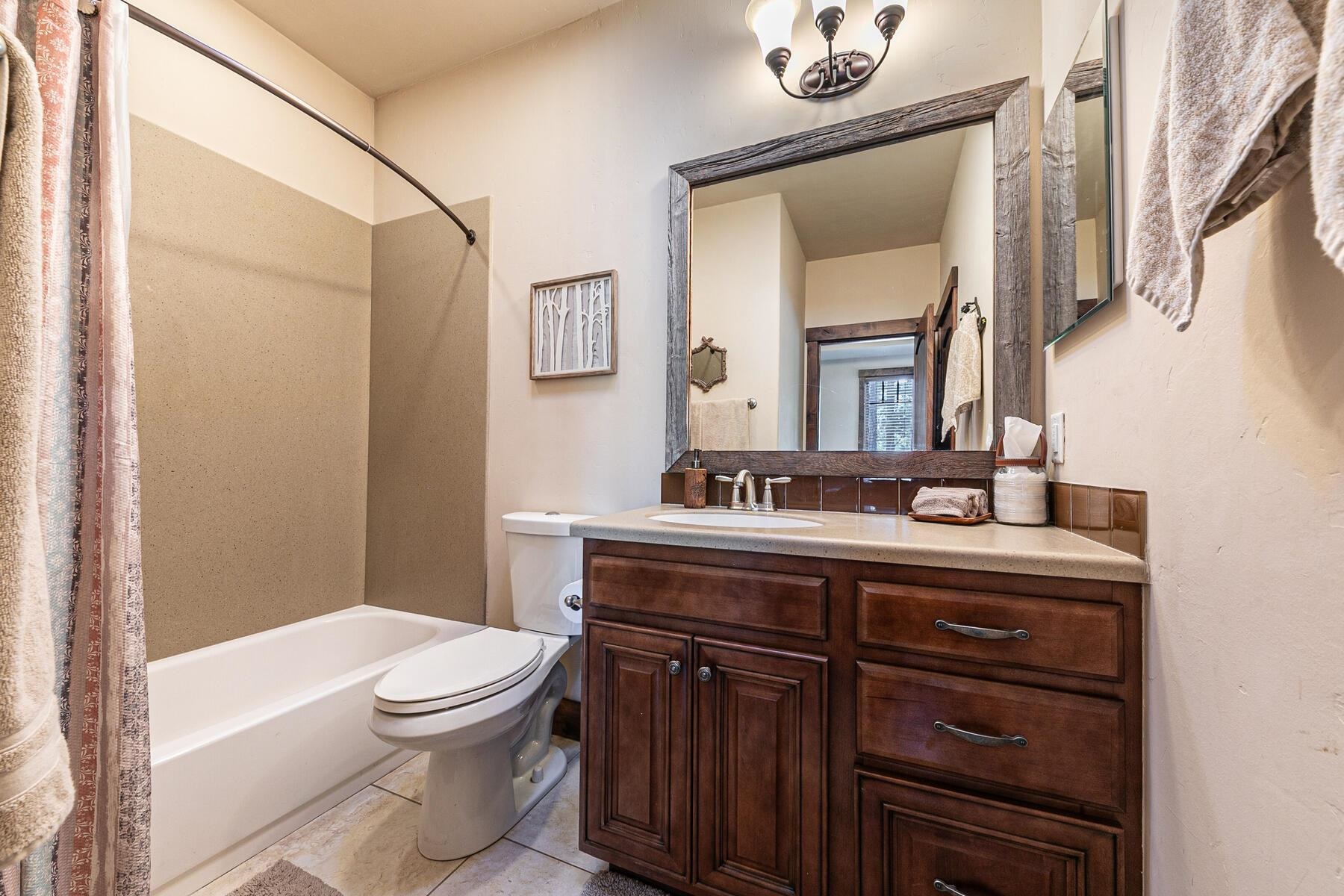 11210 Henness Road Truckee, CA 96161 - Photo 17 of 25 Gallery Image 17