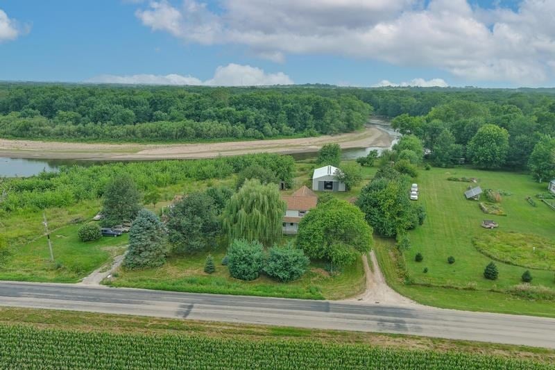 5919 Sand Road Southeast Lone Tree, IA 52755 - Photo 4 of 50 Gallery Image 4