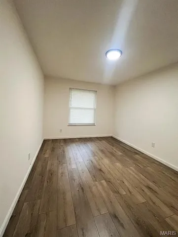 $875 | 4774 Kings Drive, Unit D, St. Louis, MO 63116